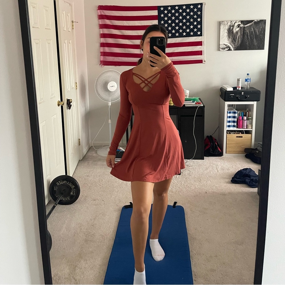 Mudd size s long sleeve dress in color burnt orange